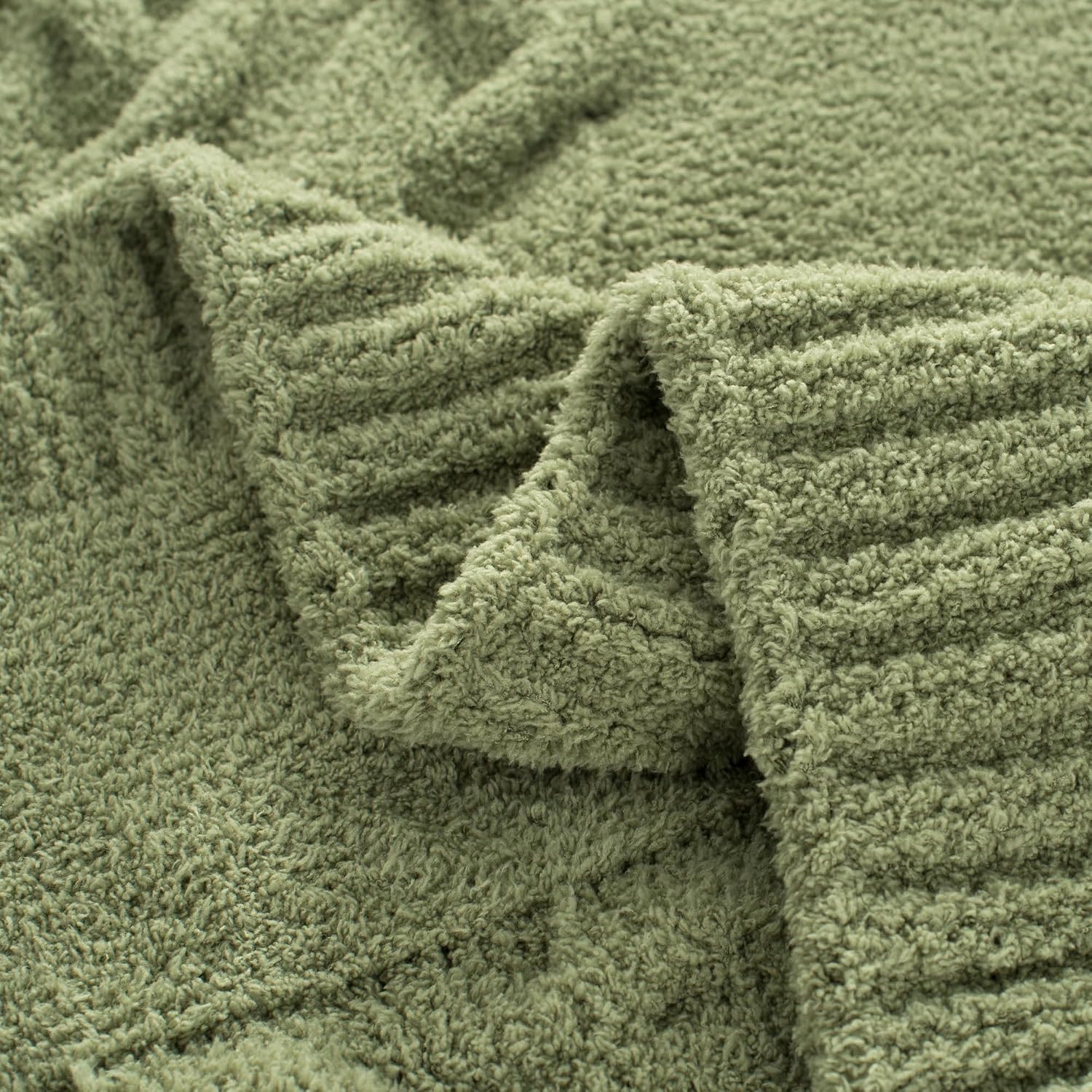 Olive Green Cable Knit Warm Blanket