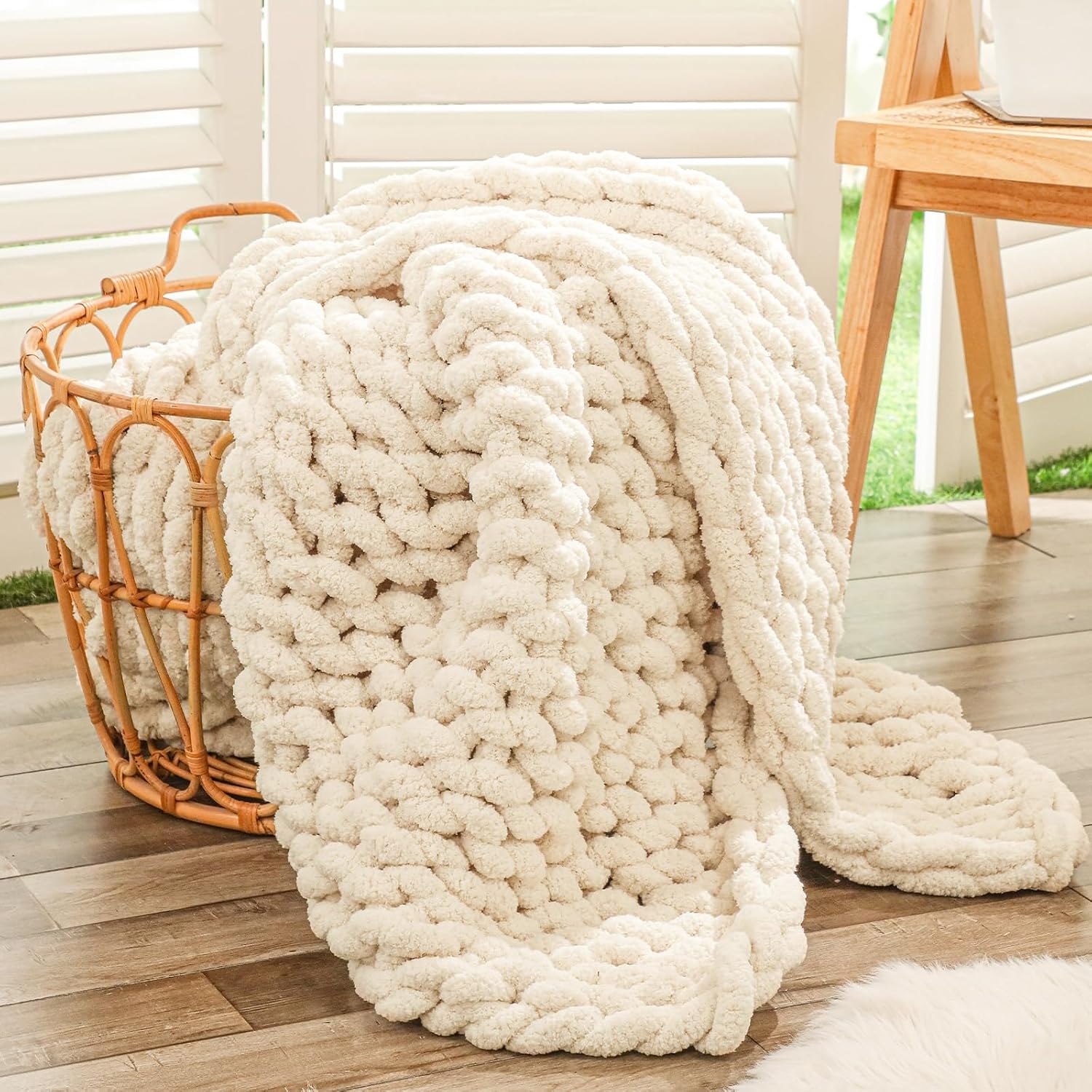 Beige Jumbo Chenille Knit Throw Blanket