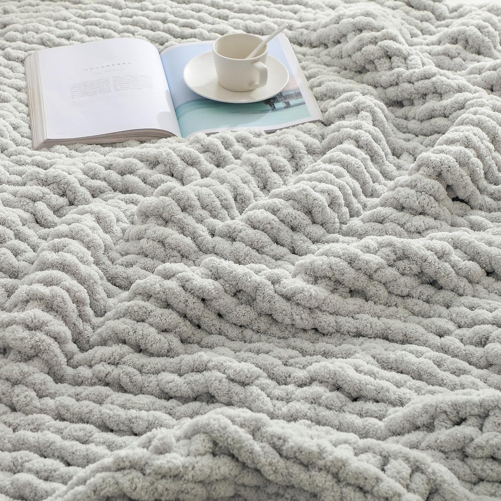 Light Grey Jumbo Chenille Knit Blanket
